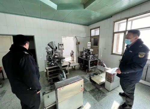 黑龍江省伊春市市場(chǎng)監(jiān)管局加強(qiáng)元宵 湯圓生產(chǎn)加工環(huán)節(jié)食品安全監(jiān)管